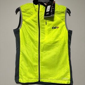 LG Men's Bright Yellow Sleeveless Vest